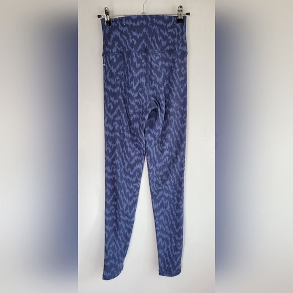 NWOT Aerie Blue Printed Leggings Medium Tall High Waist - Picture 4 of 5